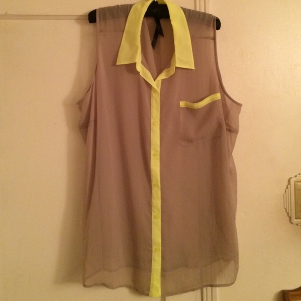 Sleeveless top